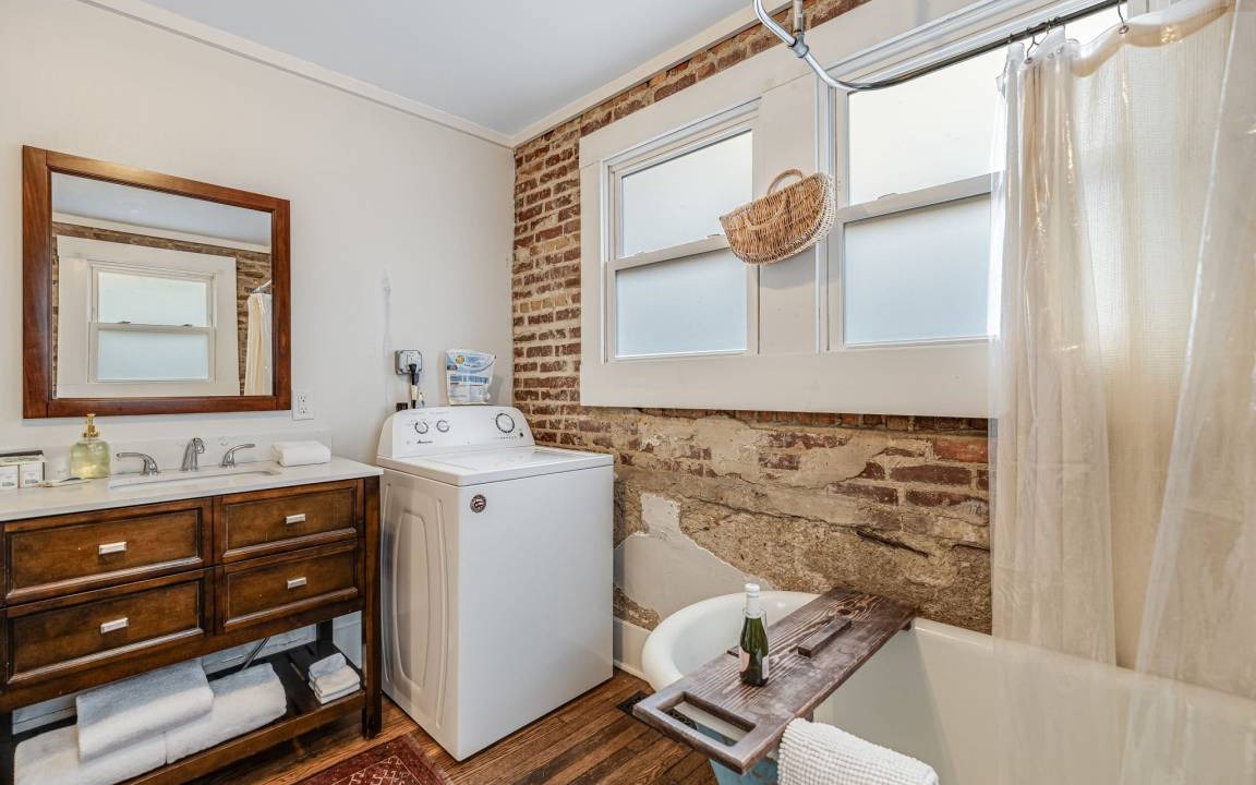 Photo of Bathroom in Woodfin