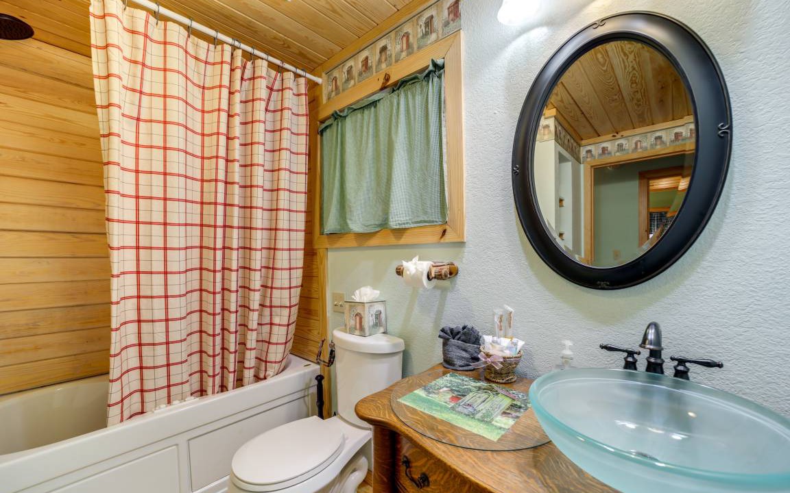 Photo of Bathroom in Robbinsville