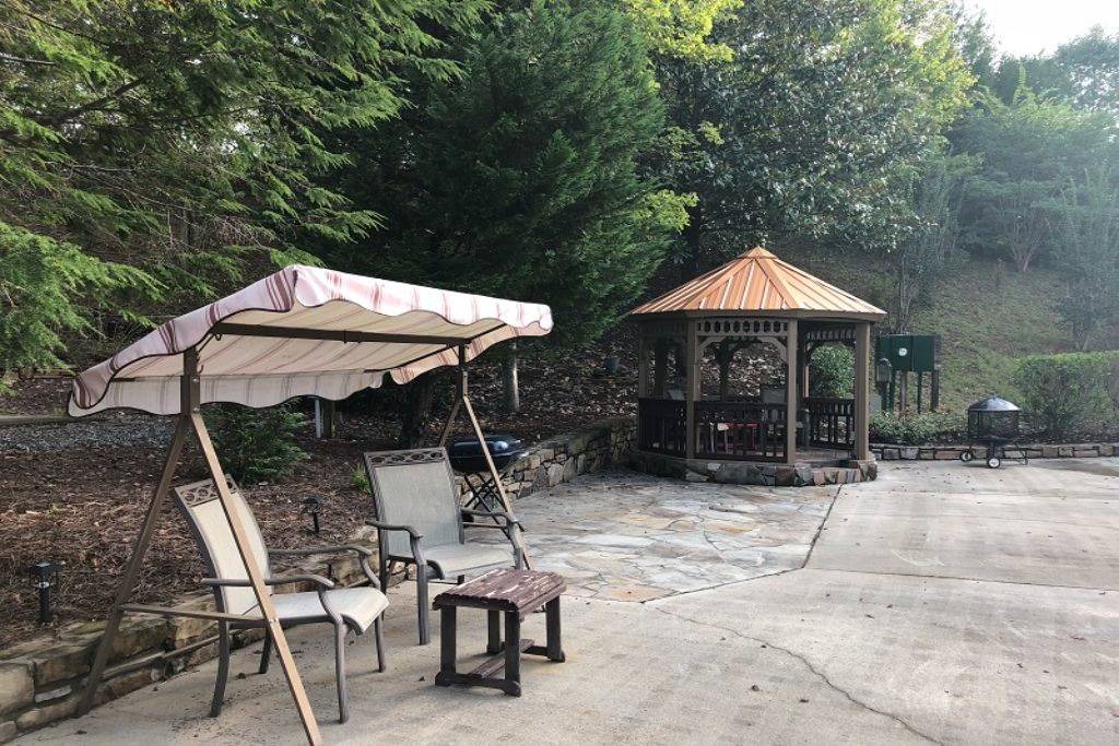 Photo of Outdoor in Lake Lure
