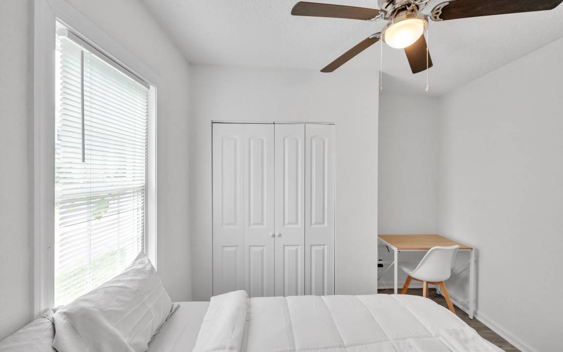 Photo of Bedroom in Downtown