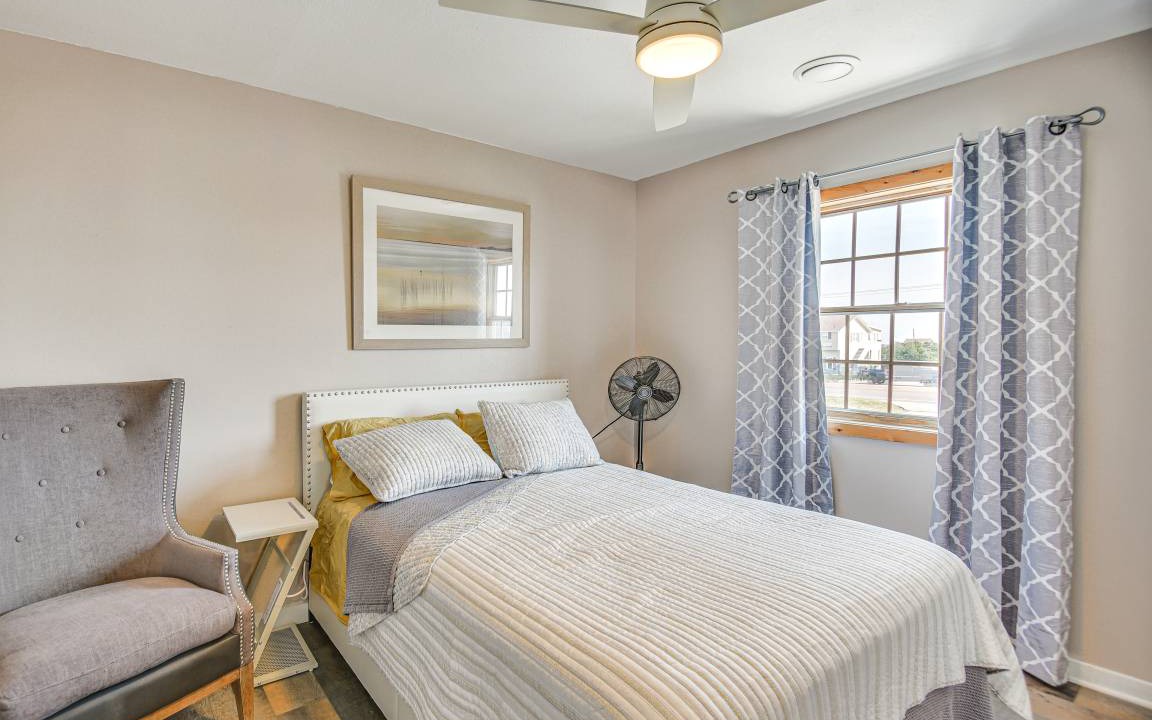 Photo of Bedroom in Sea Scape