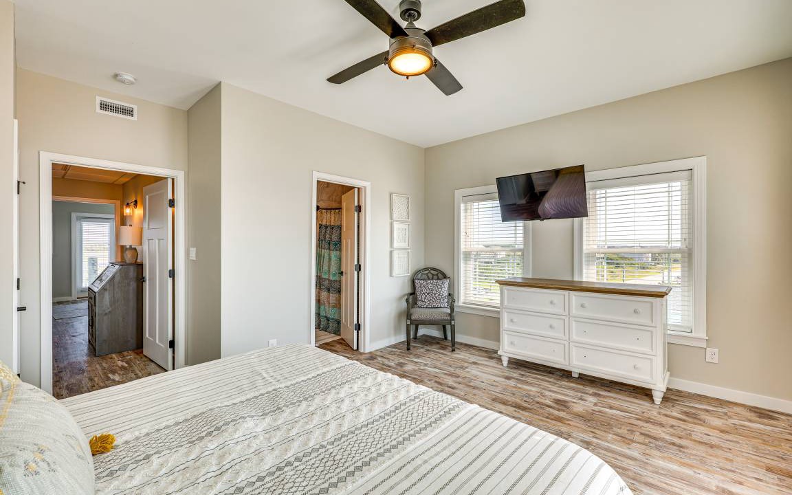 Photo of Bedroom in Ocean City Beach