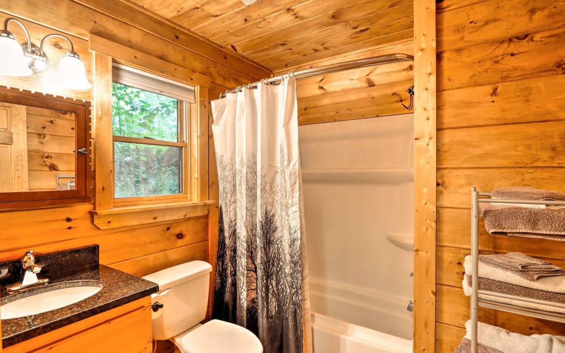 Photo of Bathroom in Murphy
