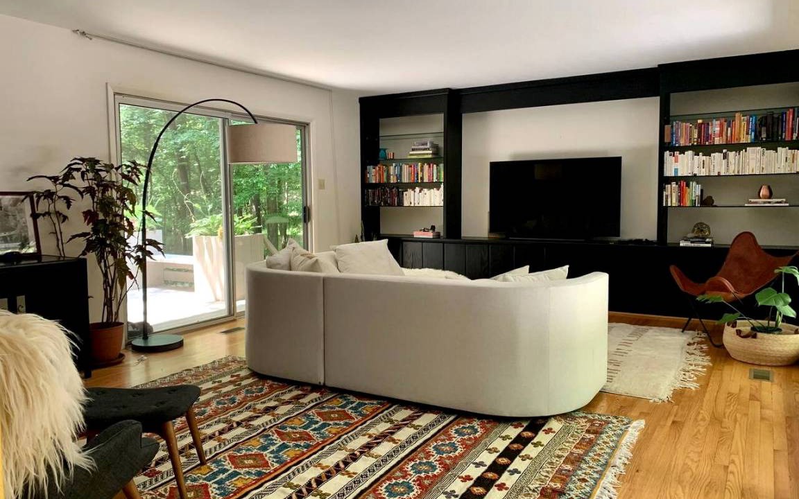 Photo of Livingroom in Chapel Hill