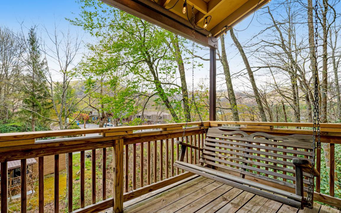 Photo of Patio Balcony in Banner Elk