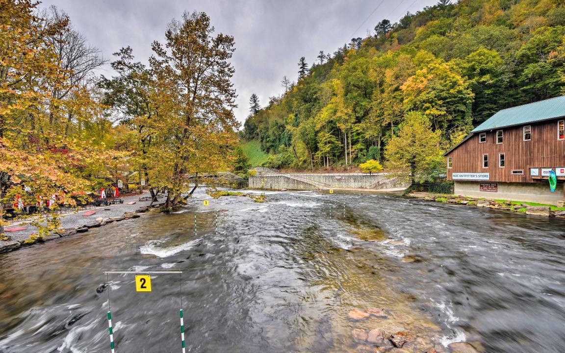 Photo of Others in Bryson City