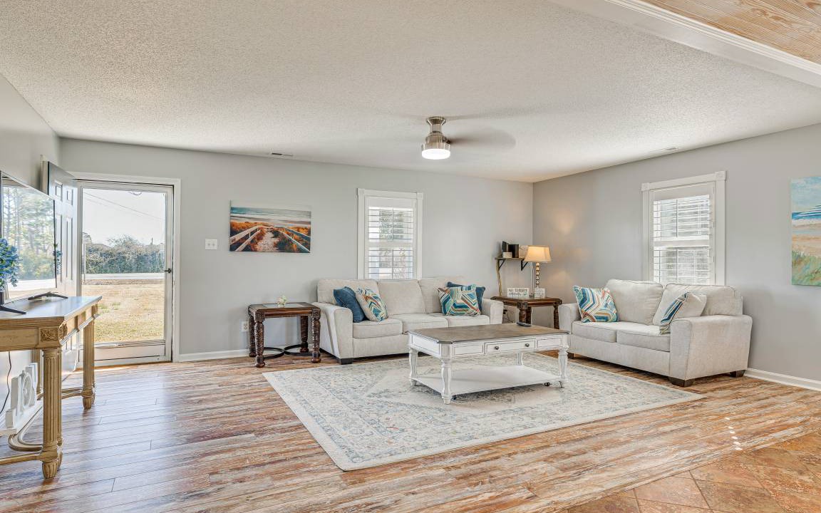 Photo of Livingroom in Morehead City