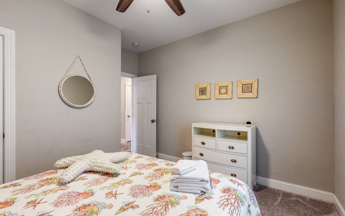 Photo of Bedroom in Caswell Beach