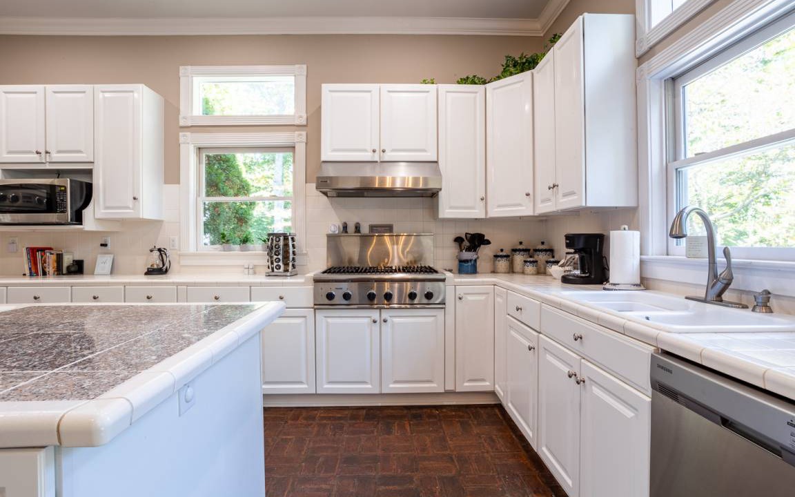 Photo of Kitchen in Woodfin