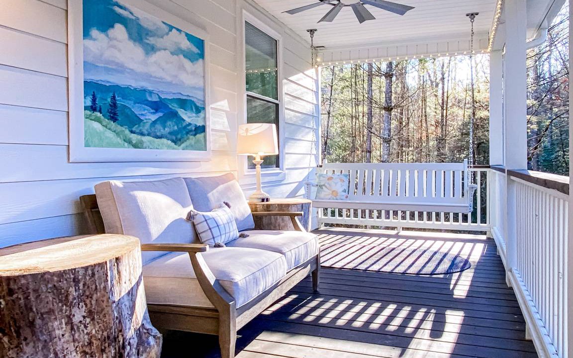 Photo of Patio Balcony in Hendersonville