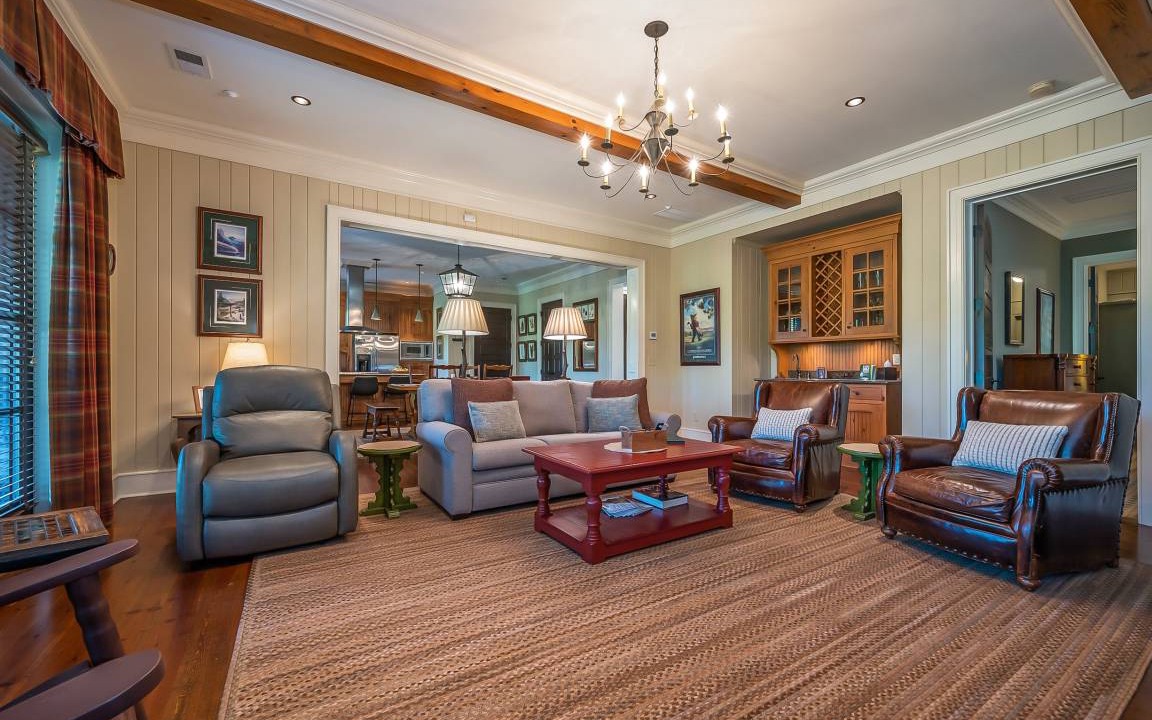 Photo of Livingroom in Mill Spring