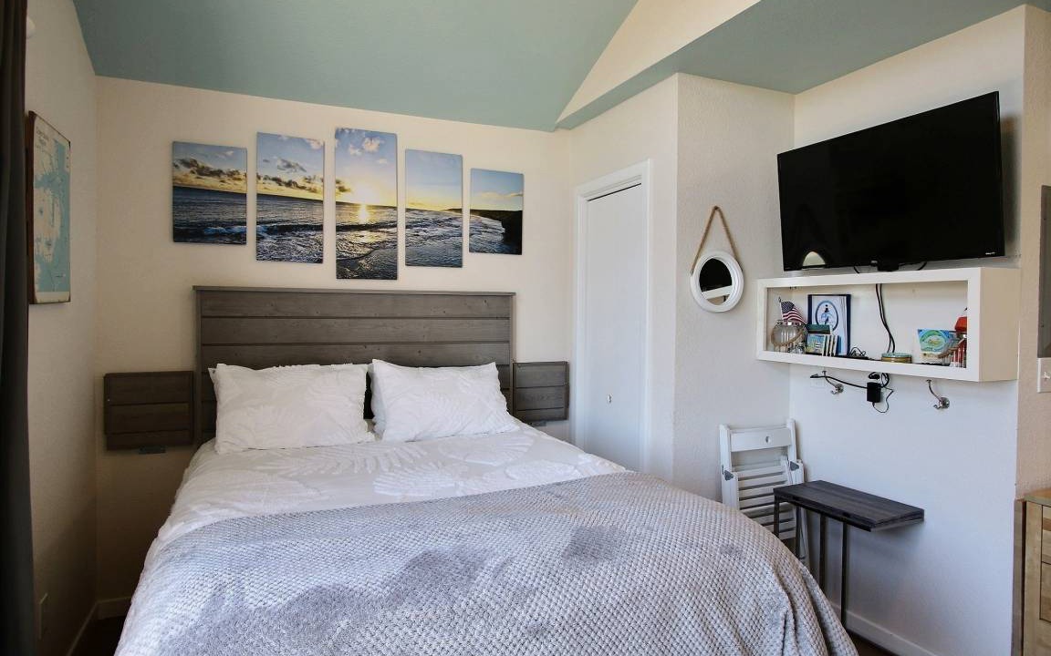 Photo of Bedroom in Hatteras
