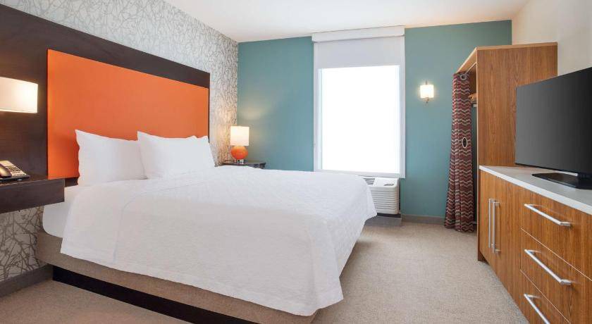 Photo of Bedroom in Executive Park
