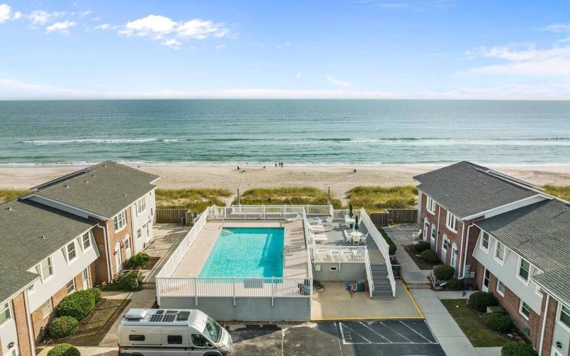 Photo of Others in Pine Knoll Shores
