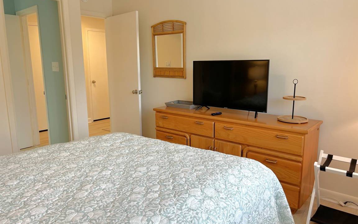 Photo of Bedroom in Caswell Beach