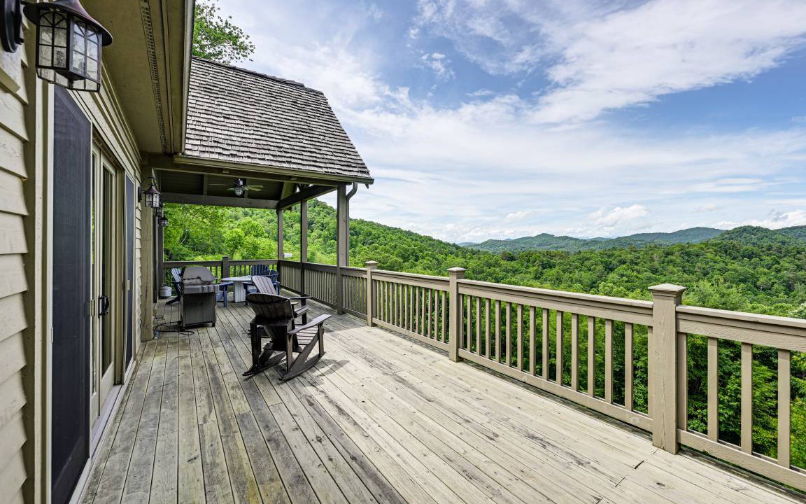 Photo of Patio Balcony in Cullowhee