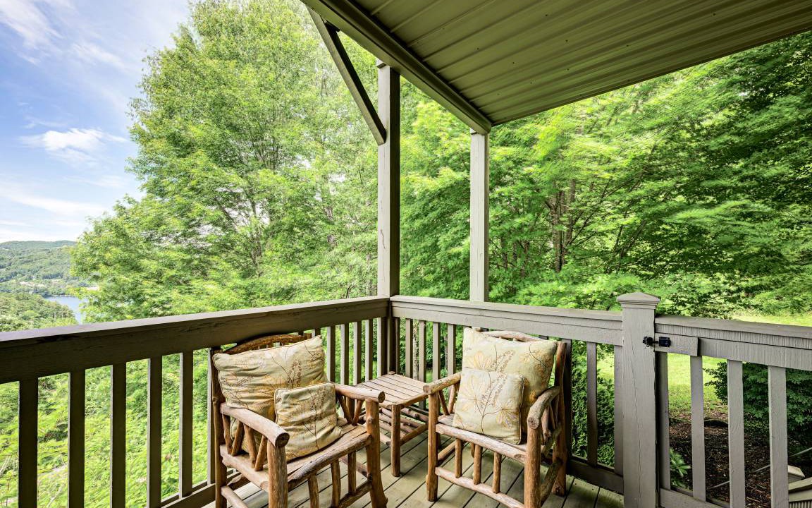 Photo of Patio Balcony in Cullowhee