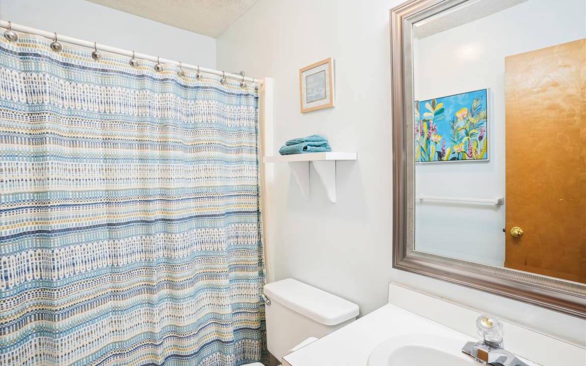 Photo of Bathroom in Ocean Sands