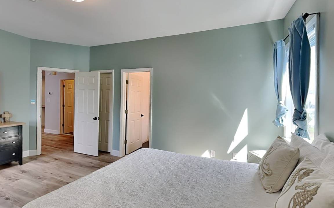 Photo of Bedroom in Village of Stump Sound