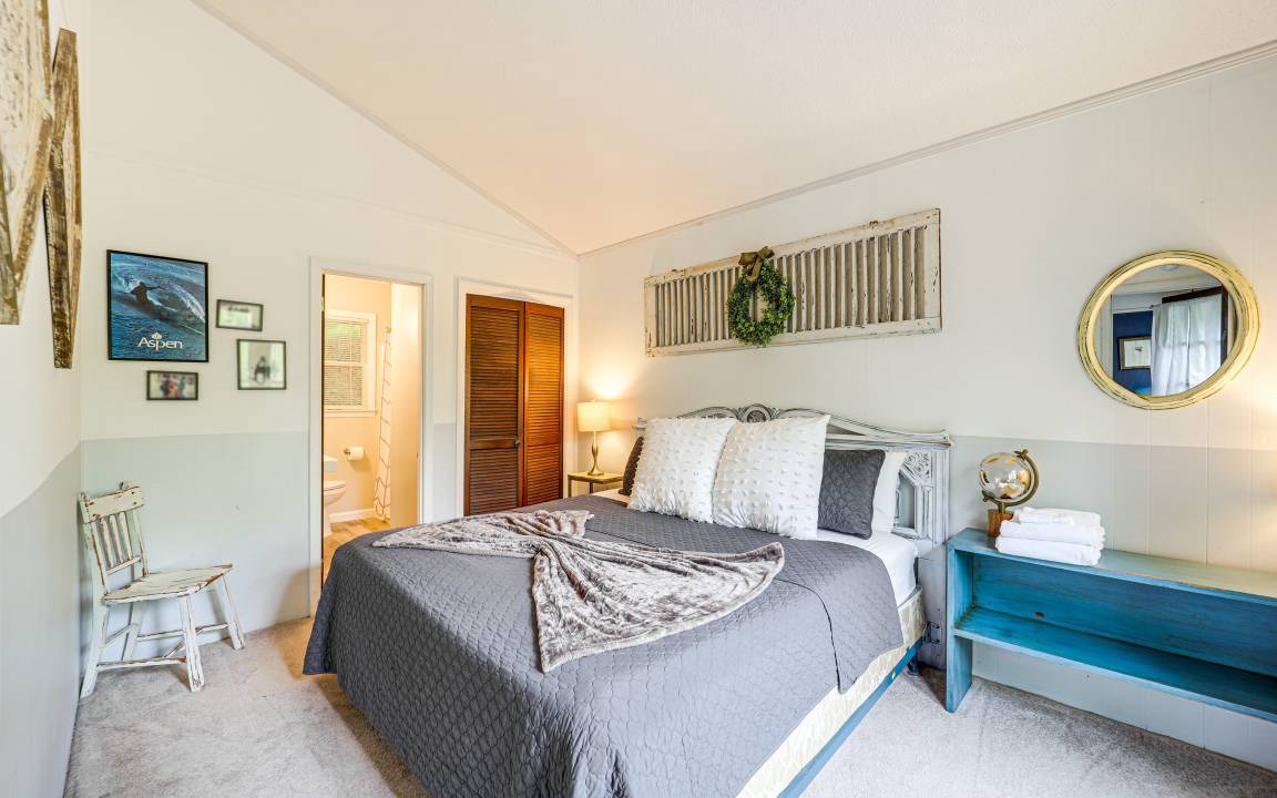 Photo of Bedroom in Charter Hills