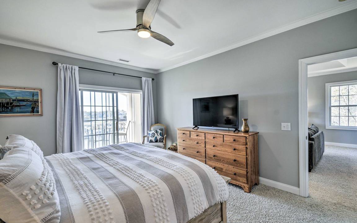 Photo of Bedroom in St. James
