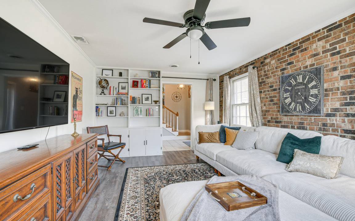Photo of Livingroom in Durham