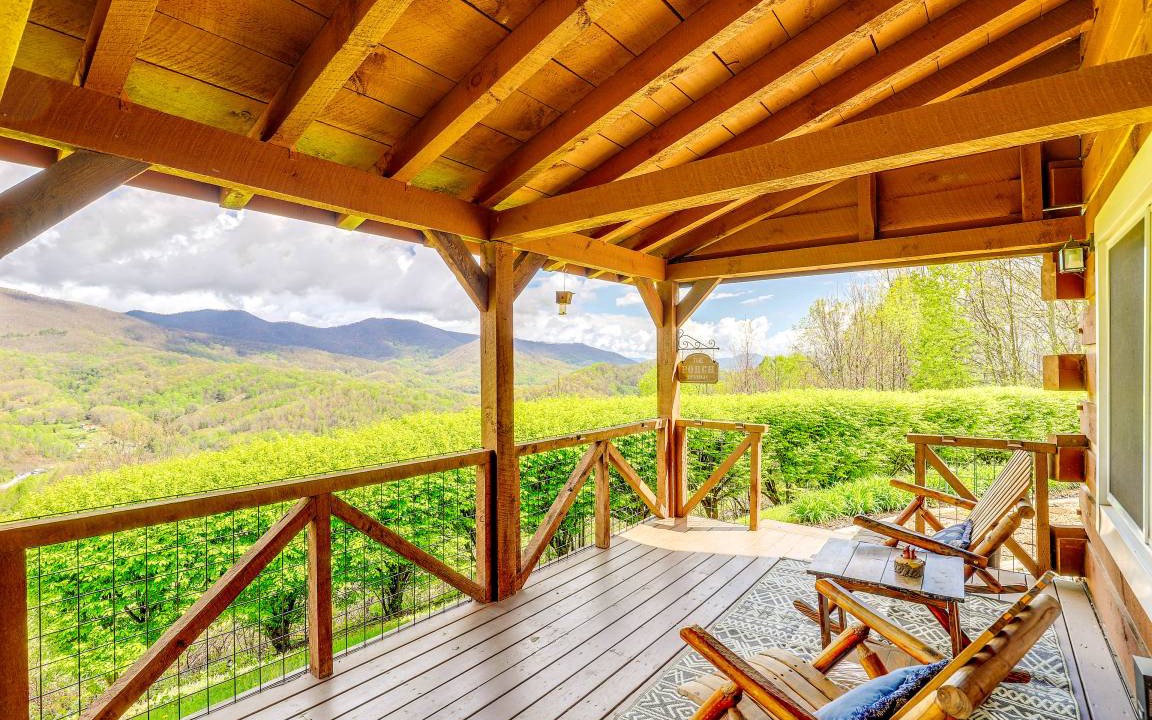 Photo of Patio Balcony in Waynesville
