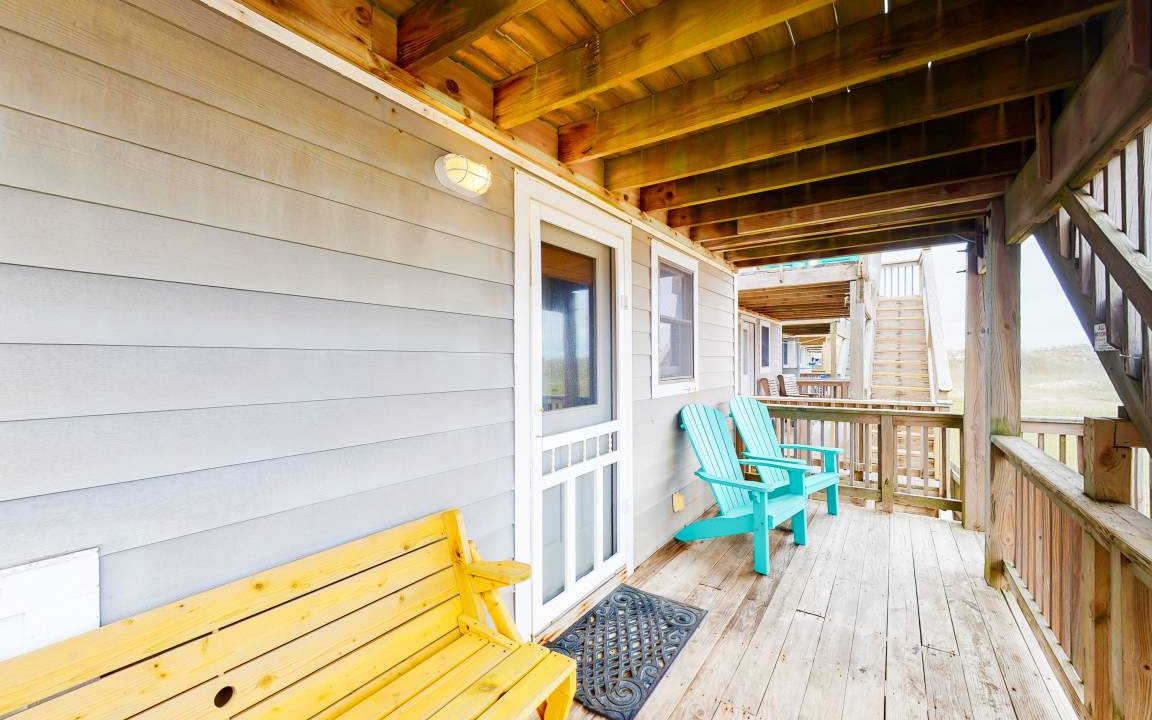 Photo of Patio Balcony in Hatteras