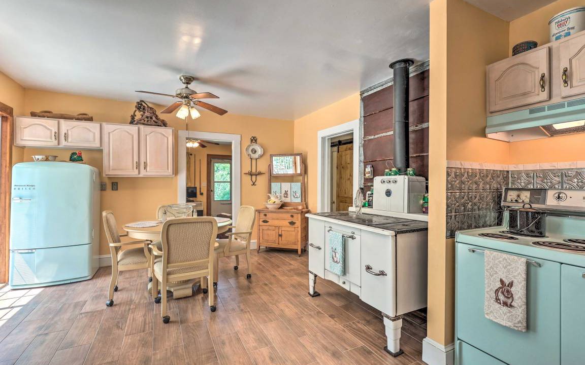 Photo of Kitchen in Bakersville