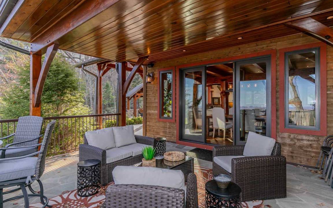 Photo of Patio Balcony in Apple Ridge