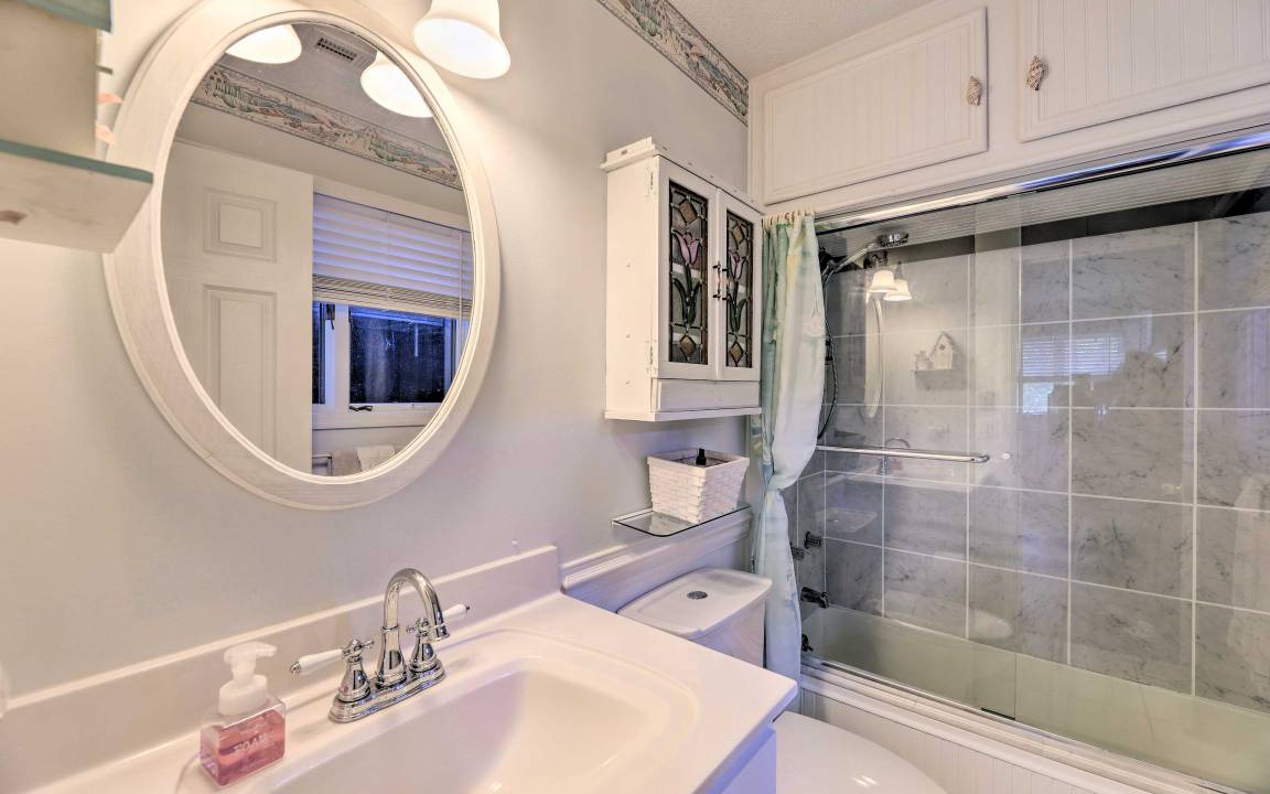 Photo of Bathroom in Ernul
