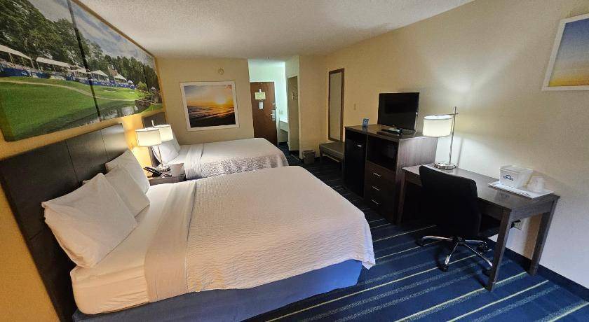 Photo of Bedroom in Haw River