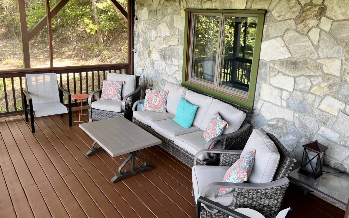 Photo of Patio Balcony in Apple Ridge