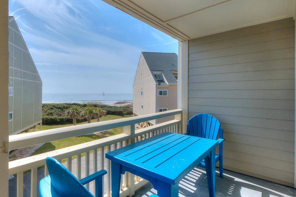 Photo of Patio Balcony in Caswell Beach