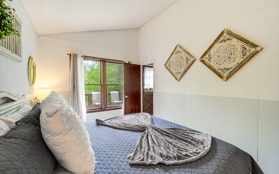 Photo of Bedroom in Charter Hills