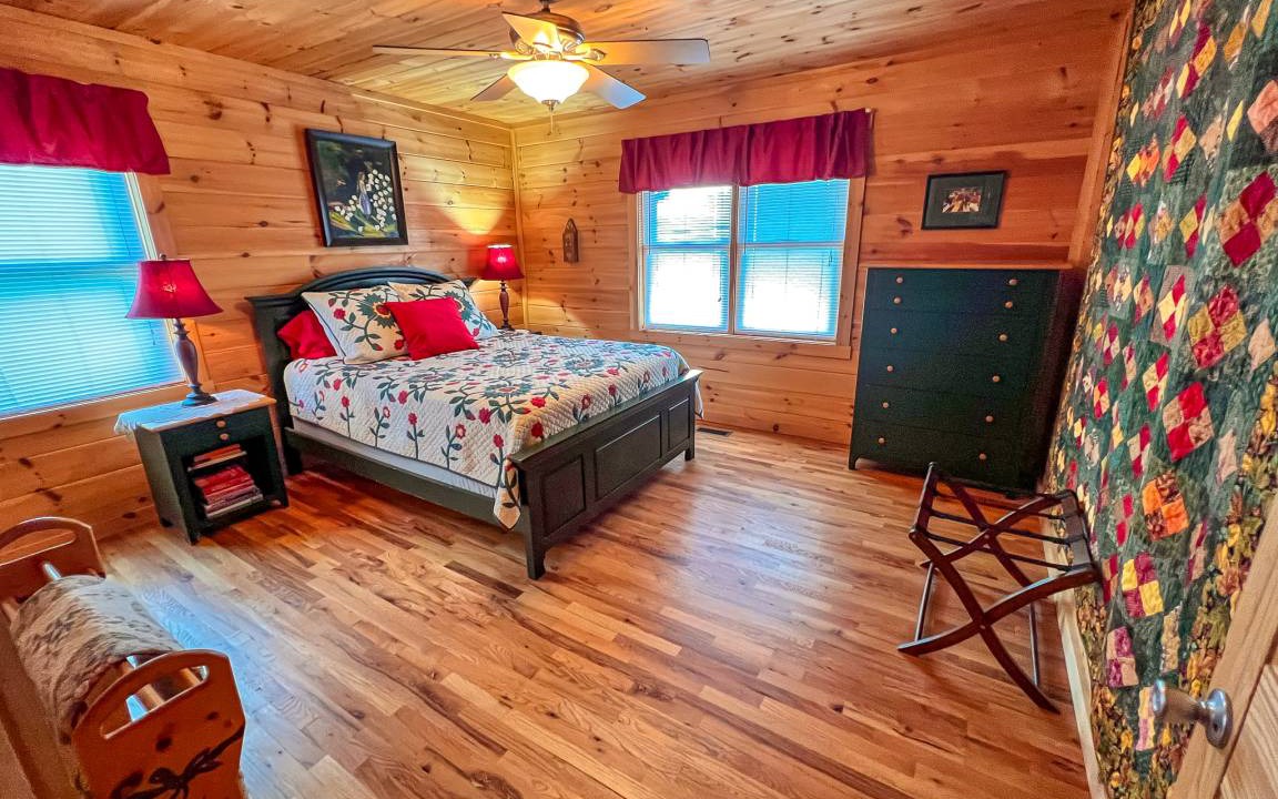 Photo of Bedroom in Buck Mountain
