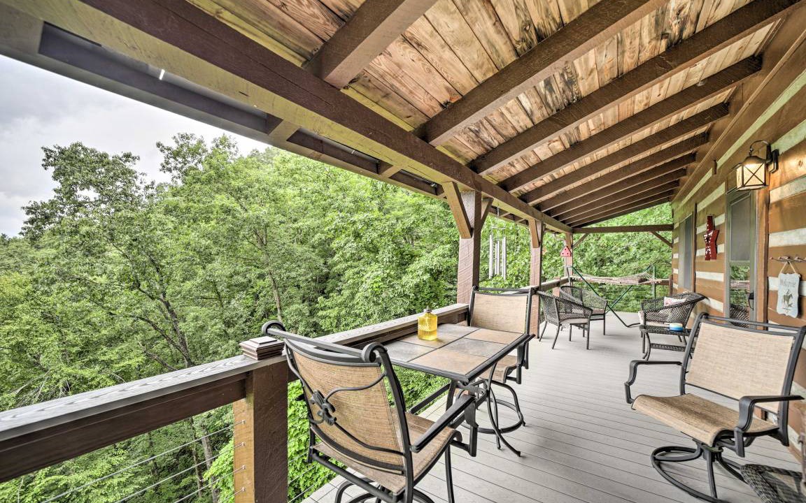 Photo of Patio Balcony in Bryson City