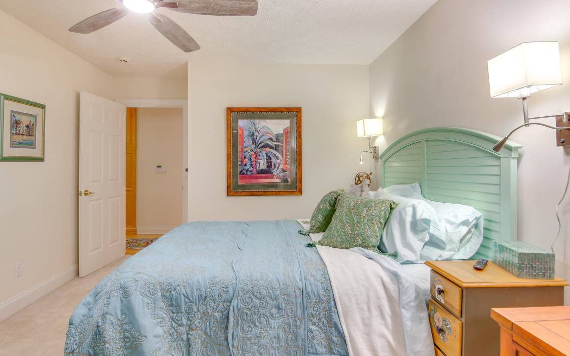 Photo of Bedroom in Hendersonville