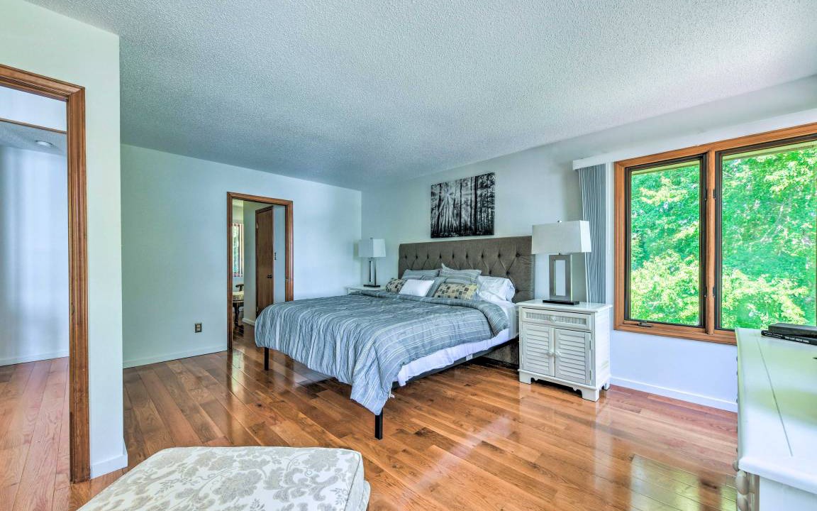 Photo of Bedroom in Sherrills Ford