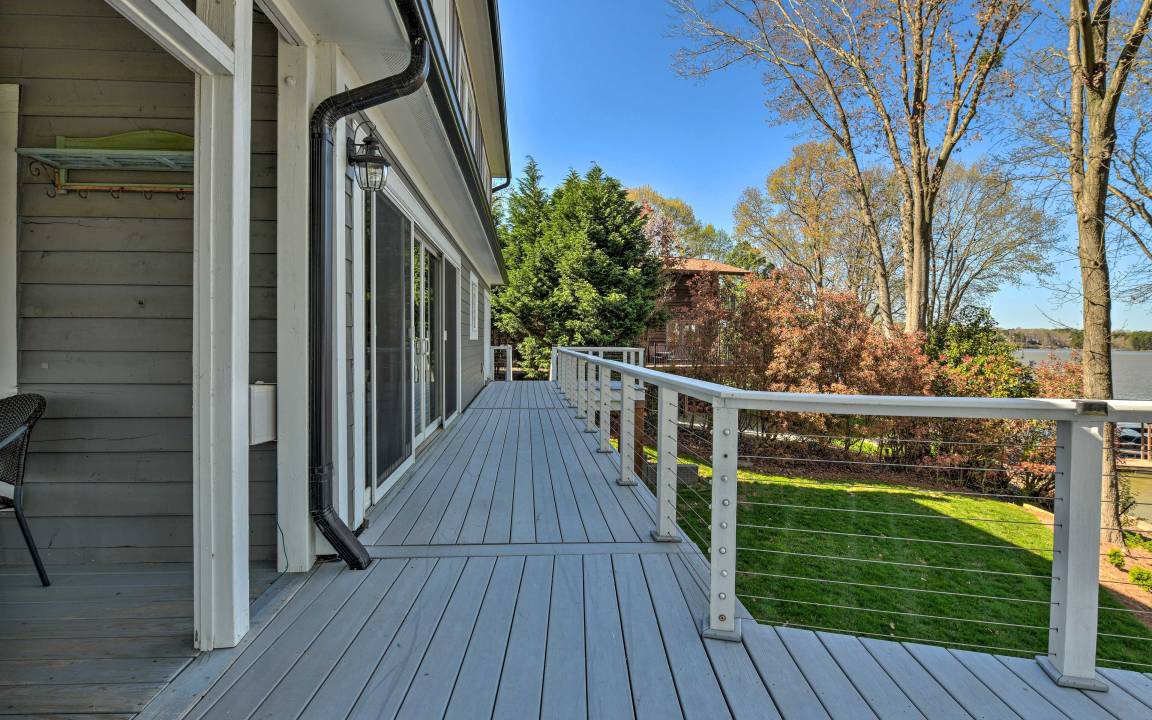 Photo of Patio Balcony in Lake Norman of Catawba