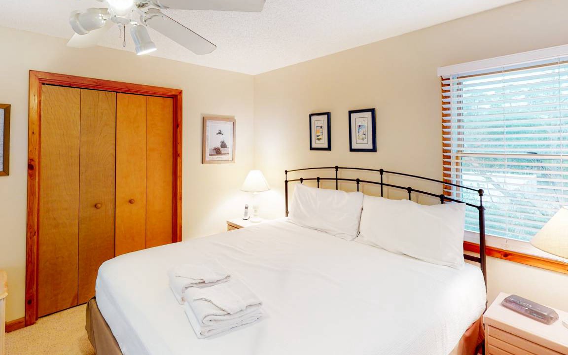 Photo of Bedroom in Corolla Village