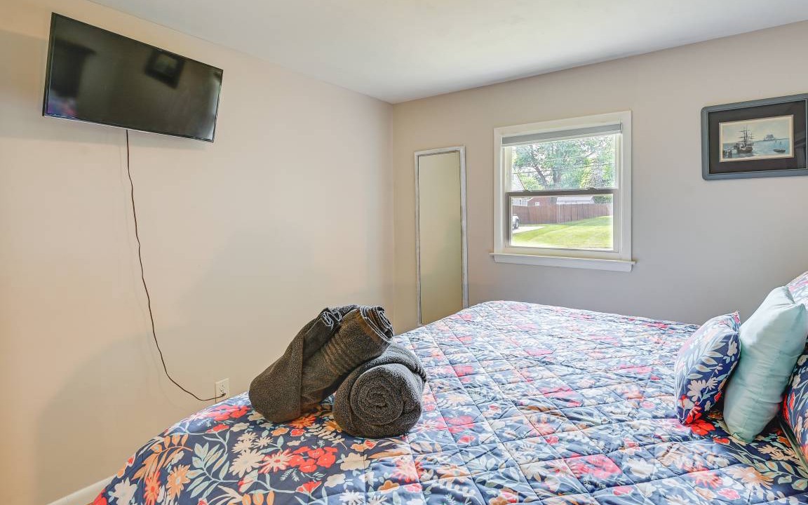 Photo of Bedroom in Old Irving Park