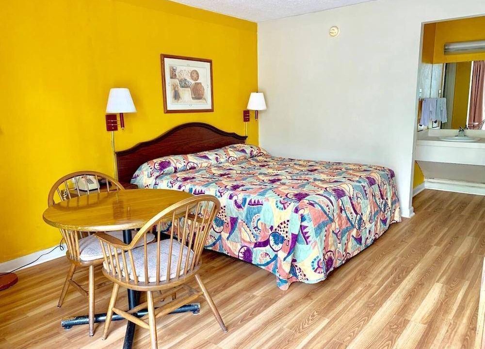 Photo of Bedroom in Lumberton