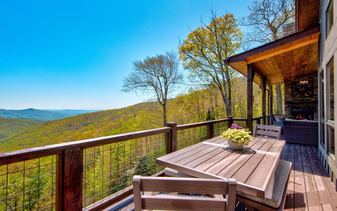 Photo of Patio Balcony in Blowing Rock