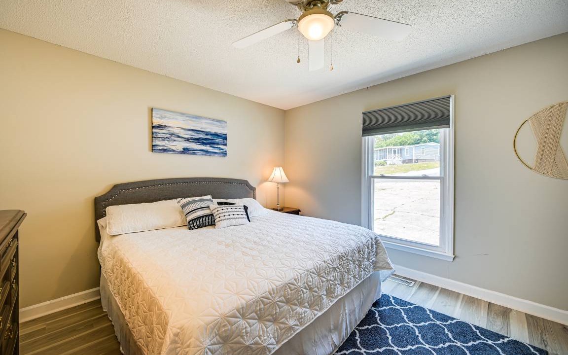 Photo of Bedroom in New London