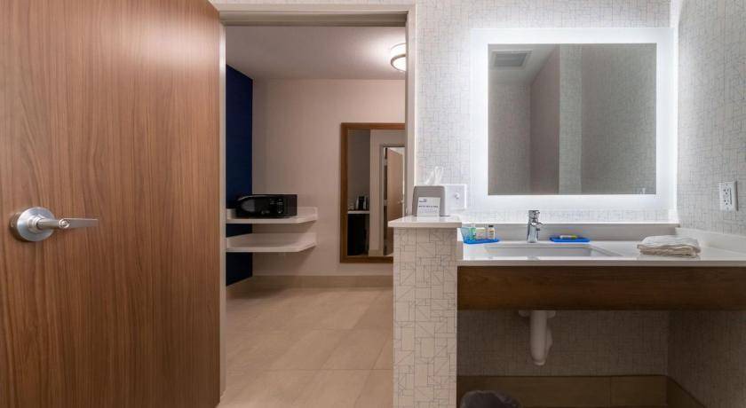 Photo of Bathroom in Marion
