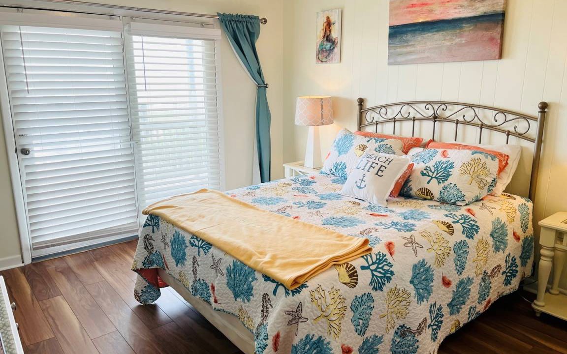 Photo of Bedroom in Holden Beach