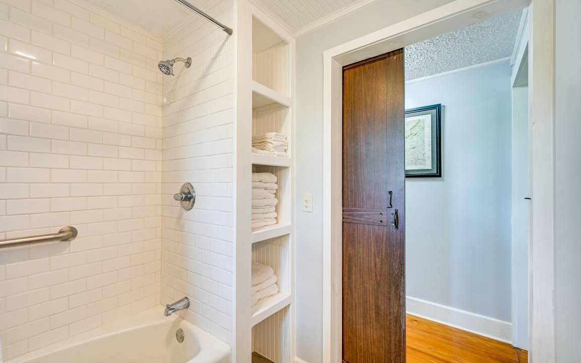 Photo of Bathroom in Elkin
