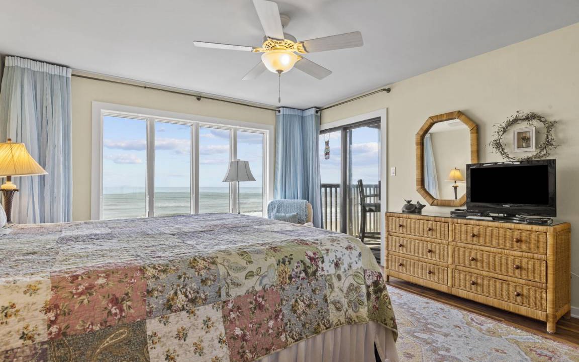 Photo of Others in Pine Knoll Shores