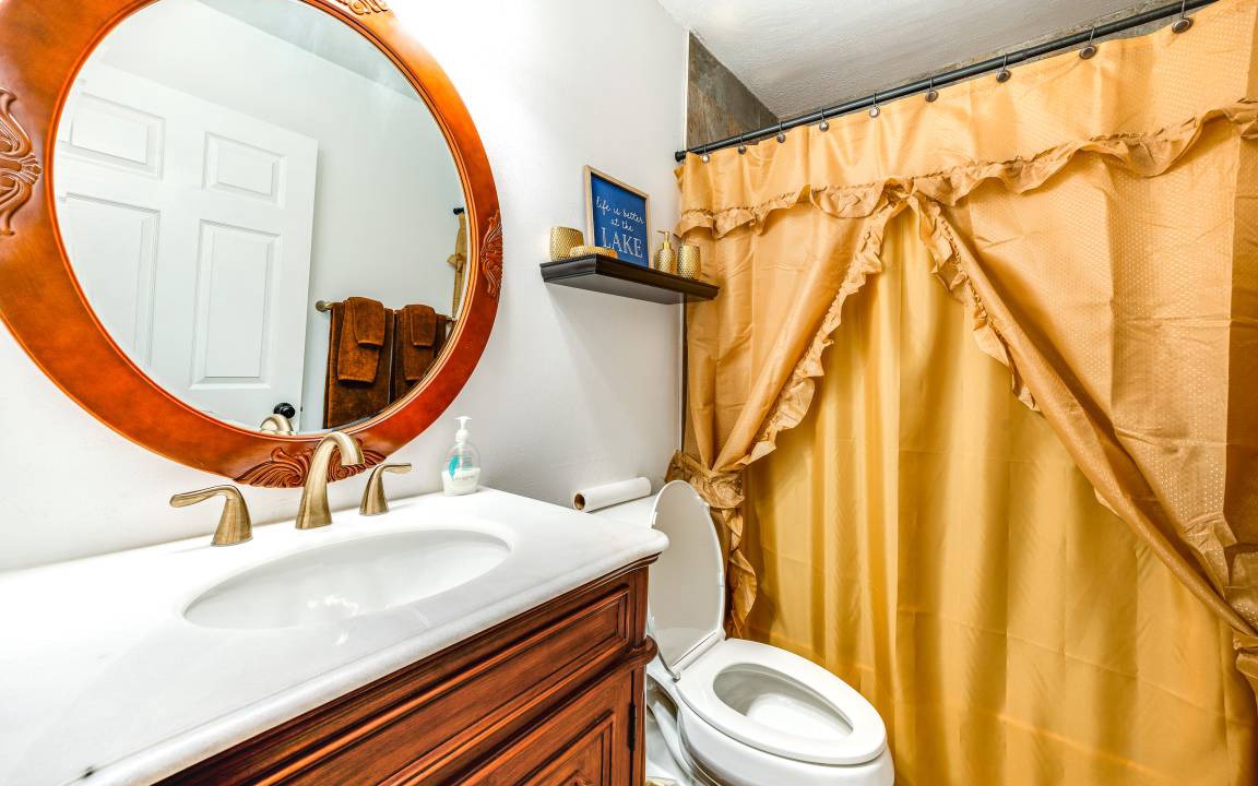 Photo of Bathroom in Mount Gilead